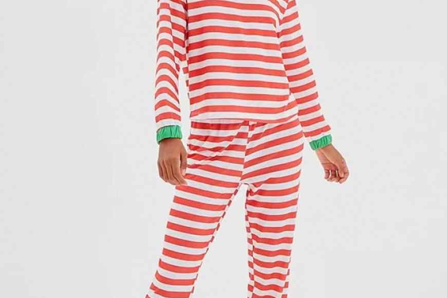 Aus der Kombination des Neujahrsthemas und der Linien ist ein schönes Design entstanden.